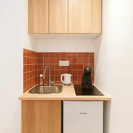 Neuf Metro Buttes Chaumont - 19 - 2p Παρίσι