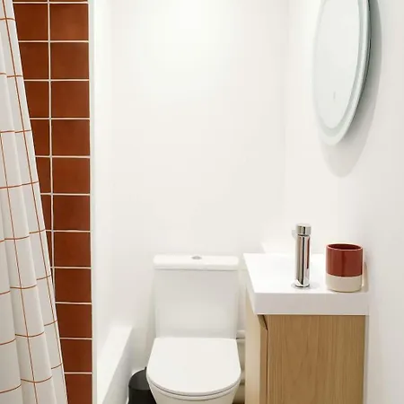 Neuf Metro Buttes Chaumont - 19 - 2p Apartamento *